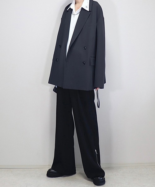 Loose/ルース(ルース)の「ドレープトロミ ローズ刺繍シャツ(シャツ/ブラウス・メンズ・ブラック/オフホワイト/ホワイト/チャコールグレー/グレイッシュブルー/ブラック系/ホワイト系/バーガンディー/グレー系・S/M/L/XS)」の16枚目の写真