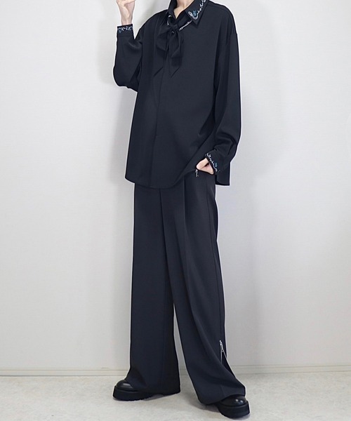 Loose/ルース(ルース)の「ドレープトロミ ローズ刺繍シャツ(シャツ/ブラウス・メンズ・ブラック/オフホワイト/ホワイト/チャコールグレー/グレイッシュブルー/ブラック系/ホワイト系/バーガンディー/グレー系・S/M/L/XS)」の14枚目の写真