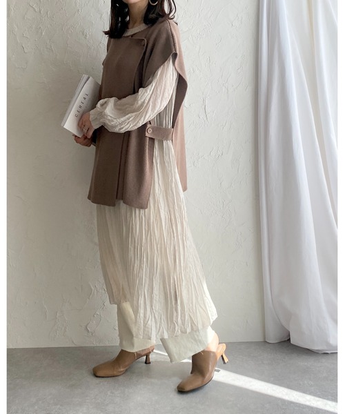 She's Closet(シーズクローゼット)の「サイドベルト付きポンチョニットベスト(ベスト・レディース・ブラック/ベージュ/アイボリー/モカ・FREE)」の9枚目の写真