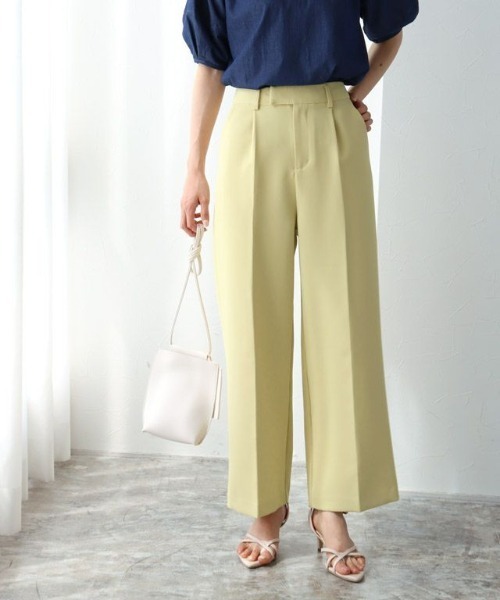 センタープレスボックスパンツ