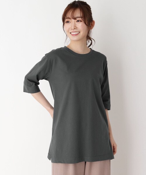 pink adobe（ピンクアドベ）の「◆【M-LL】【洗える】スクエアスリット5分袖Tシャツ（Tシャツ/カットソー・レディース・チャコールグレー/オフホワイト/ライトグリーン/ホワイト系5・40/38/42）」の3枚目の写真