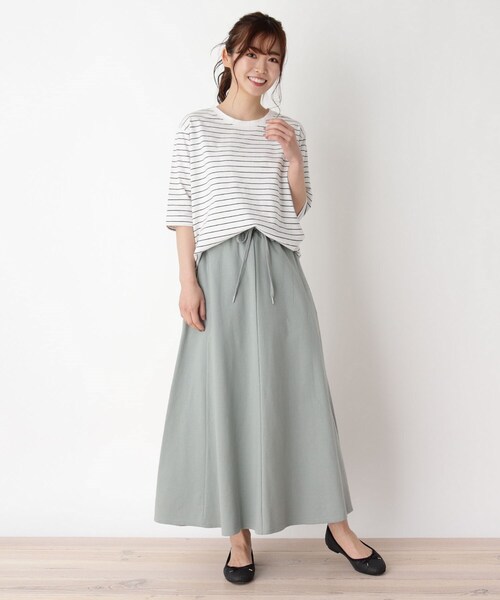 pink adobe（ピンクアドベ）の「◆【M-LL】【洗える】スクエアスリット5分袖Tシャツ（Tシャツ/カットソー・レディース・チャコールグレー/オフホワイト/ライトグリーン/ホワイト系5・40/38/42）」の7枚目の写真