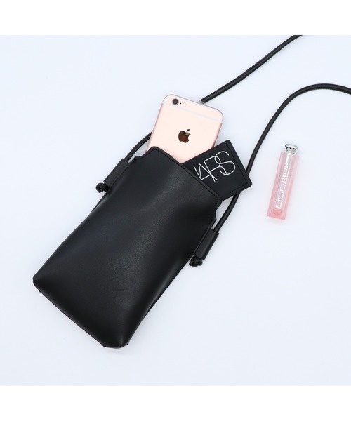 POUTOJOURU（ポートジュール）の「【ポートジュール】スマホショルダーバッグ　エコレザー　WEB限定（ショルダーバッグ・レディース・ホワイト/ブラック/ベージュ/ライトグリーン/モカ/ライトイエロー・FREE）」の18枚目の写真