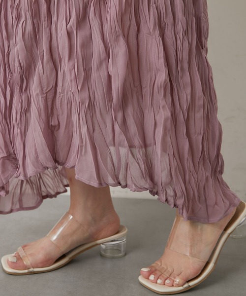 Chico（チコ）の「【LINNEE】クリンクルキャミワンピース（ワンピース・レディース・ライトグレー/ブラック/パープル/アイボリー・FREE）」の11枚目の写真