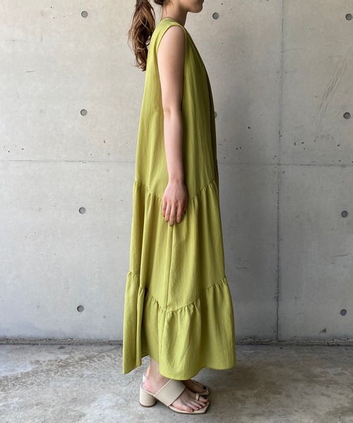 CAPRICIEUX LE'MAGE（カプリシューレマージュ）の「ノースリティアードワンピース（ワンピース・レディース・ブラック/カーキ/ライム・FREE）」の5枚目の写真