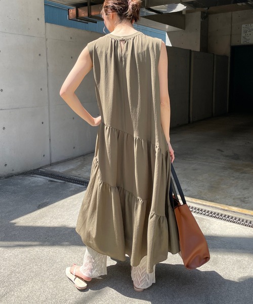 CAPRICIEUX LE'MAGE（カプリシューレマージュ）の「ノースリティアードワンピース（ワンピース・レディース・ブラック/カーキ/ライム・FREE）」の18枚目の写真