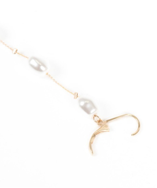 RANDA（ランダ）の「4連ロングパールピアス（ピアス（両耳用）・レディース・ゴールド/シルバー・FREE）」の3枚目の写真