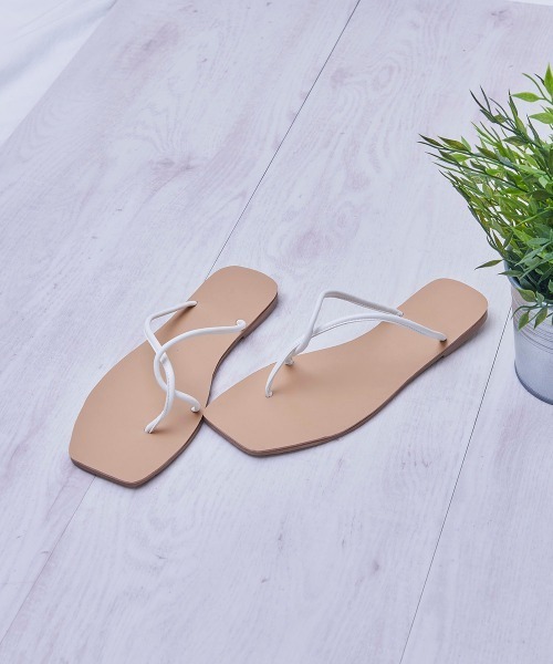 LIPSTAR（リップスター）の「ねじりトングサンダル（サンダル・レディース・ブラック/ベージュ/オフホワイト・23.5cm/24.5cm）」の8枚目の写真