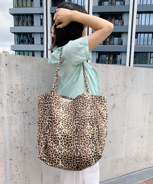 CLEA(クレア)の「【A4収納可】アソートキャンバストートバッグ(トートバッグ・レディース・ブラック/アイボリー/その他1・FREE)」の3枚目の写真