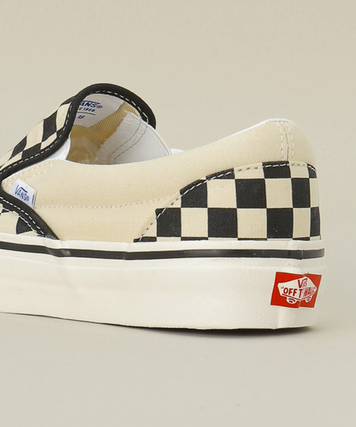 VANS(バンズ)の「【VANS/バンズ】ANAHEIM CLASSIC SLIP-ON 98 DX/スリッポン(スリッポン・メンズ・ブラック系その他・90/100/80/85/95)」の5枚目の写真