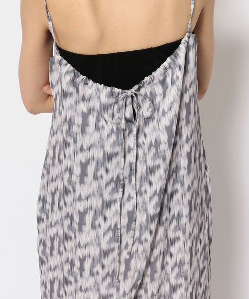 B'2nd（ビーセカンド）の「EACH(イーチ) @NUANCE PATTERN CAMISOLE OP/ニュアンスパターン キャミソールワンピース（ワンピース・レディース・グレー/パープル・FREE）」の6枚目の写真