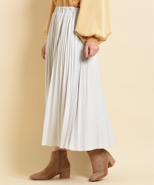 INTERPLANET（インタープラネット）の「マイクロコーデュロイプリーツスカート（スカート・レディース・ラベンダー/ライラック/グレイッシュベージュ・FREE）」の20枚目の写真