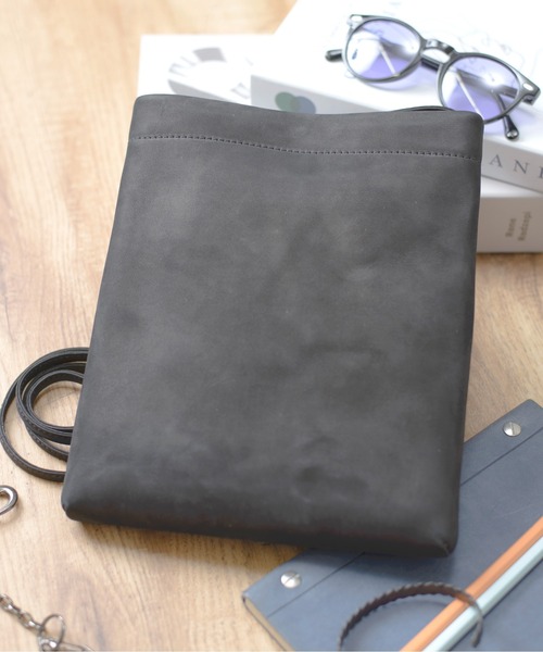 CRONY.(クルーニー)の「【CRONY.】SLIM SHOULDER L CR-00018 Tatum(ショルダーバッグ・レディース・ブラック/ネイビー/グレー・FREE)」の2枚目の写真