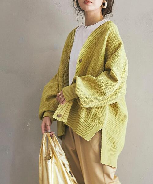 coen（コーエン）の「［洗える］軽量ビッグニットカーディガン（WEB限定カラー）（カーディガン/ボレロ・レディース・ブラック/ベージュ/グレー/オフホワイト/ライム/イエロー/ロイヤルブルー・MEDIUM/LARGE）」の9枚目の写真