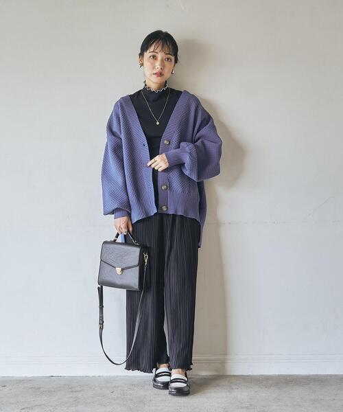 coen（コーエン）の「［洗える］軽量ビッグニットカーディガン（WEB限定カラー）（カーディガン/ボレロ・レディース・ブラック/ベージュ/グレー/オフホワイト/ライム/イエロー/ロイヤルブルー・MEDIUM/LARGE）」の22枚目の写真