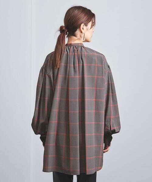 HYKE(ハイク)の「<HYKE(ハイク)>PLAID ギャザー シャツ ■■■(シャツ/ブラウス・レディース・ベージュ・1/2)」の4枚目の写真