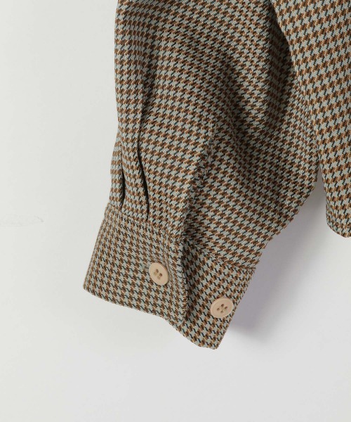 LOWRYS FARM（ローリーズファーム）の「チェックスクエアショートシャツ　217448（シャツ/ブラウス・キッズ・ベージュ/ブルー・110cm/120cm/130cm）」の5枚目の写真