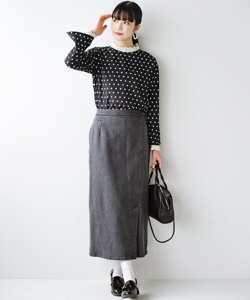 haco!（ハコ）の「カジュアルと女っぽの共存！デニムをレディに着こなす　楽ちんストレッチ素材の長ーーく着られるデニムスカートby who made me（デニムスカート・レディース・グレー・SMALL/MEDIUM/LARGE/X-LARGE）」の6枚目の写真