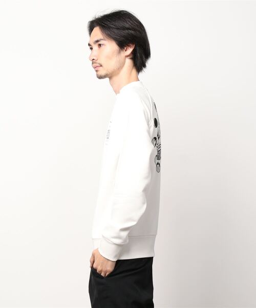 SCOTCH&SODA（スコッチアンドソーダ）の「ユニセックス クルーネックスウェット【164107】（スウェット・メンズ・ホワイト・MEDIUM/SMALL/X-SMALL/LARGE）」の2枚目の写真