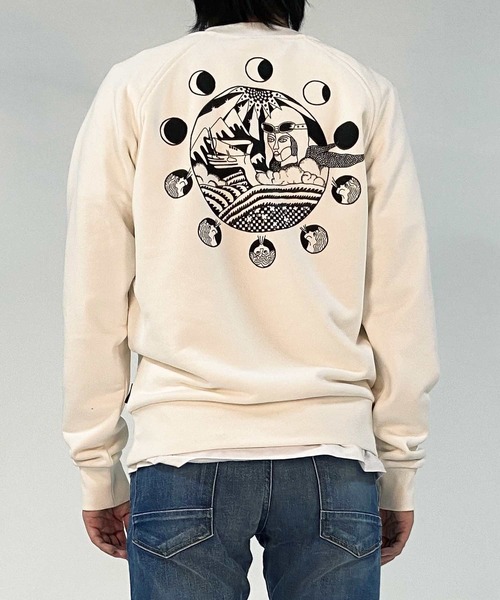SCOTCH&SODA（スコッチアンドソーダ）の「ユニセックス クルーネックスウェット【164107】（スウェット・メンズ・ホワイト・MEDIUM/SMALL/X-SMALL/LARGE）」の5枚目の写真