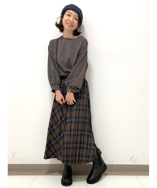 DRESKIP（ドレスキップ）の「◆ゆるシルエット袖口ギャザートップス（Tシャツ/カットソー・レディース・ライトパープル/ライトグレー/ダークブラウン/ブラック・03/04/02）」の9枚目の写真