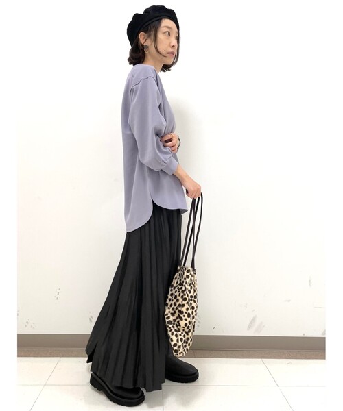 DRESKIP（ドレスキップ）の「◆ゆるシルエット袖口ギャザートップス（Tシャツ/カットソー・レディース・ライトパープル/ライトグレー/ダークブラウン/ブラック・03/04/02）」の6枚目の写真