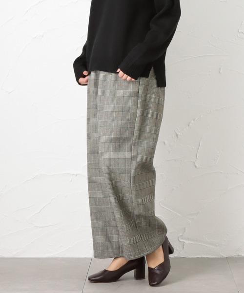 NAVY（ネイビー）の「TRチェック 裏フリースボンディング ワイドパンツ（その他パンツ・レディース・ブラック/ベージュ/ブラウン/ライトベージュ・M/L）」の22枚目の写真