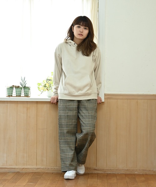 NAVY（ネイビー）の「TRチェック 裏フリースボンディング ワイドパンツ（その他パンツ・レディース・ブラック/ベージュ/ブラウン/ライトベージュ・M/L）」の19枚目の写真