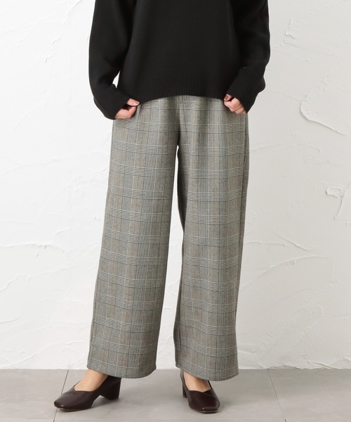 NAVY（ネイビー）の「TRチェック 裏フリースボンディング ワイドパンツ（その他パンツ・レディース・ブラック/ベージュ/ブラウン/ライトベージュ・M/L）」の21枚目の写真