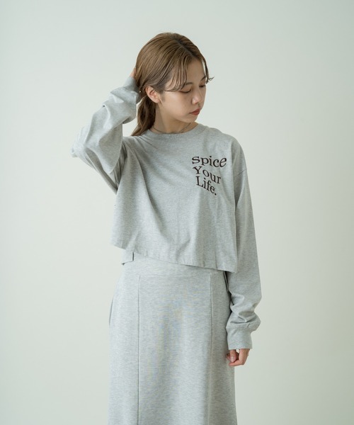 Kastane（カスタネ）の「【サイズ展開あり】刺繍ウェーブロゴロンTee（Tシャツ/カットソー・レディース・パープル/モカ/ライトグレー・XL/M）」の6枚目の写真