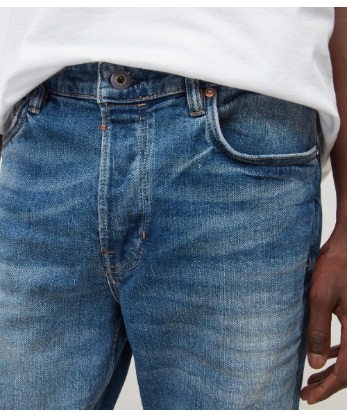ALLSAINTS（オールセインツ）の「DEAN CROPPED SLIM JEANS, MID INDIGO | DEAN クロップド スリム ジーンズ, ミッド インディゴ（デニムパンツ・メンズ・インディゴブルー・30/28/32/31）」の12枚目の写真