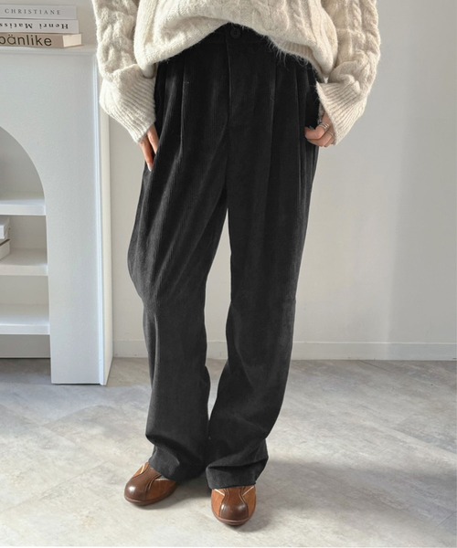 Jewelobe（ジュエローブ）の「コーデュロイカラーワイドパンツ（スラックス・レディース・ブラウン/ピンク/グリーン/アイボリー/ネイビー/ブラック・S/M）」の3枚目の写真