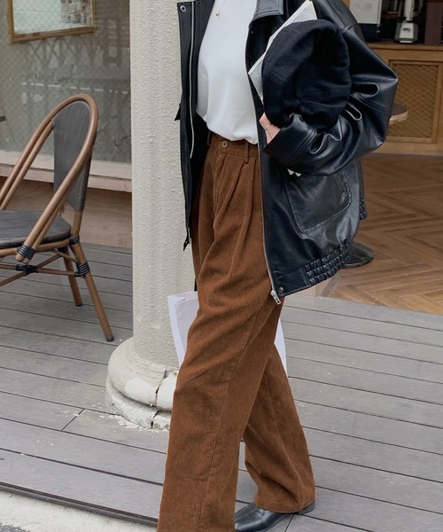 Jewelobe（ジュエローブ）の「コーデュロイカラーワイドパンツ（スラックス・レディース・ブラウン/ピンク/グリーン/アイボリー/ネイビー/ブラック・S/M）」の14枚目の写真