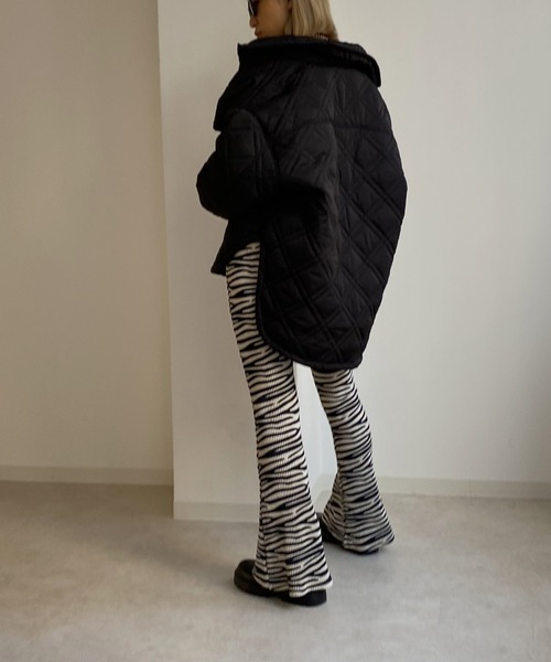 Avvenente（アベネンテ）の「【Avvenente】ゼブラ柄プリーツフレアパンツ（その他パンツ・レディース・ダークグリーン/ブラウン/アイボリー・FREE）」の5枚目の写真