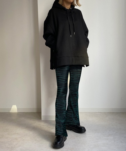 Avvenente（アベネンテ）の「【Avvenente】ゼブラ柄プリーツフレアパンツ（その他パンツ・レディース・ダークグリーン/ブラウン/アイボリー・FREE）」の10枚目の写真