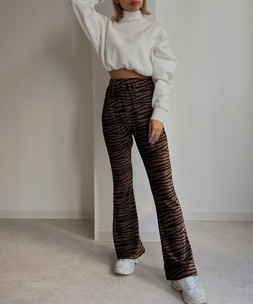 Avvenente（アベネンテ）の「【Avvenente】ゼブラ柄プリーツフレアパンツ（その他パンツ・レディース・ダークグリーン/ブラウン/アイボリー・FREE）」の18枚目の写真