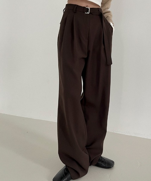BEIDELLI（ベイデリー）の「[BELLIDE MADE] ベルトセットピンタックワイドスラックス（スラックス・レディース・チャコールグレー/ブラック/ブラウン・SMALL/MEDIUM）」の3枚目の写真