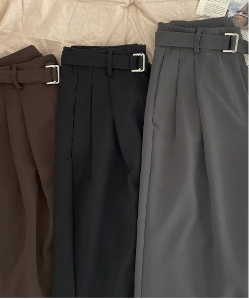 BEIDELLI（ベイデリー）の「[BELLIDE MADE] ベルトセットピンタックワイドスラックス（スラックス・レディース・チャコールグレー/ブラック/ブラウン・SMALL/MEDIUM）」の6枚目の写真