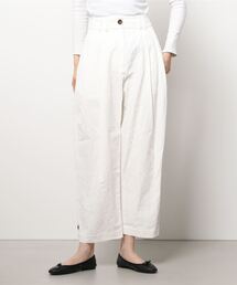 STUDIO NICHOLSON（スタジオニコルソン）の「スタジオニコルソン STUDIO NICHOLSON / DOUBLE PLEAT TAPERED PANT（その他パンツ）」