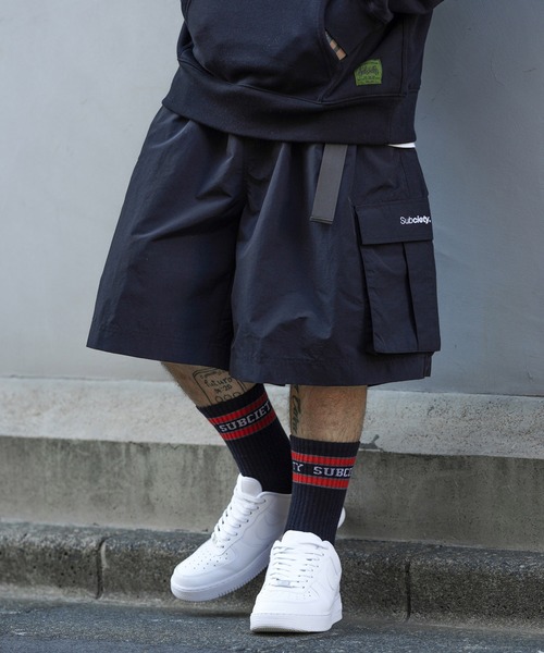 Subciety(サブサエティ)の「NYLON CARGO SHORTS(カーゴパンツ・メンズ・パープル/オリーブ/ブラック・MEDIUM/X-LARGE/LARGE)」の2枚目の写真