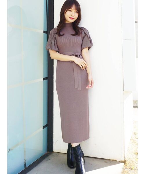 MERCURYDUO（マーキュリーデュオ）の「オープンショルダー異素材スリーブニットワンピース（ワンピース・レディース・ブラック/ベージュ/ブラウン/ピンク・FREE）」の7枚目の写真