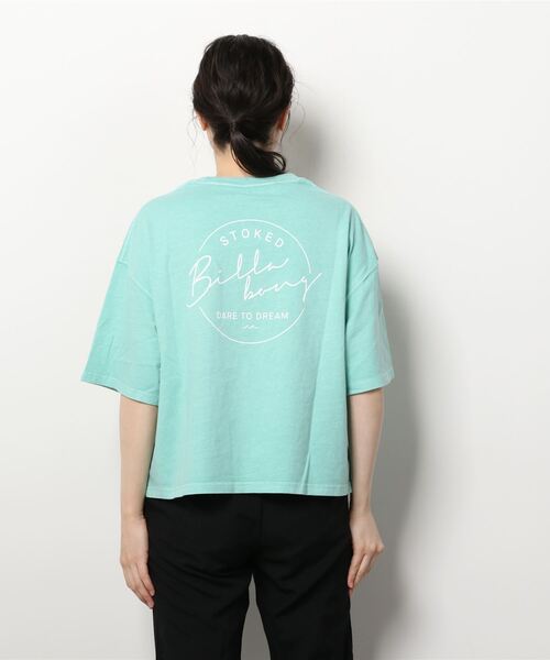 BILLABONG（ビラボン）の「BILLABONG/ビラボン  ショート丈  ルーズシルエットバックプリントTシャツ  BC013-207（Tシャツ/カットソー・レディース・ホワイト/ブラック/オレンジ/グリーン・M/L）」の3枚目の写真