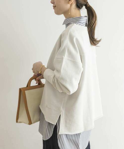 URBAN RESEARCH（アーバンリサーチ）の「製品染ボートネックスウェット（スウェット・レディース・ホワイト系その他/グリーン系その他/パープル系その他・FREE）」の10枚目の写真