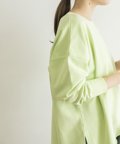 URBAN RESEARCH（アーバンリサーチ）の「製品染ボートネックスウェット（スウェット・レディース・ホワイト系その他/グリーン系その他/パープル系その他・FREE）」の13枚目の写真