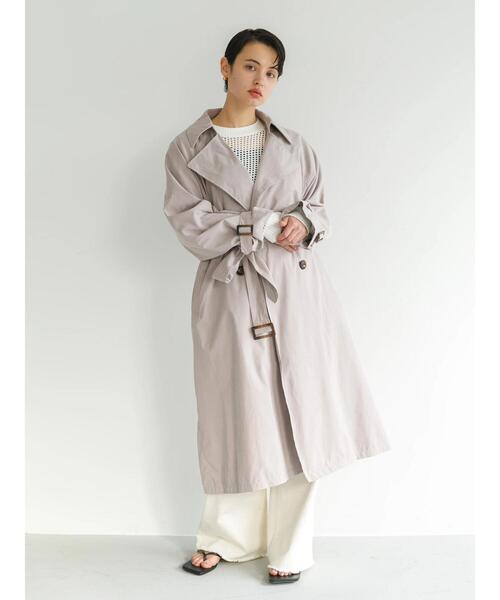 koe（コエ）の「キャンディースリーブビックトレンチコート*（トレンチコート・レディース・ベージュ/カーキ/ブルー/グレイッシュベージュ・M）」の6枚目の写真