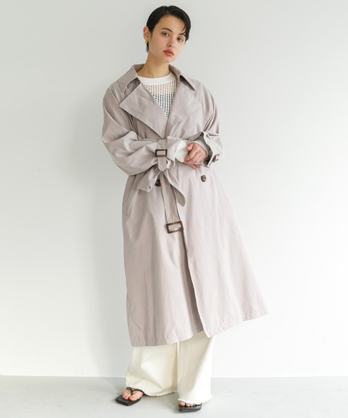 koe（コエ）の「キャンディースリーブビックトレンチコート*（トレンチコート・レディース・ベージュ/カーキ/ブルー/グレイッシュベージュ・M）」の3枚目の写真