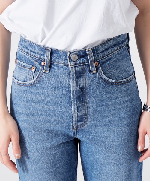 Levi’s MADE＆CRAFTED（リーバイスメードアンドクラフテッド）の「【Levi’s】 CROP BOOTデニムパンツ（デニムパンツ・レディース・ブルー・25/26/27）」の14枚目の写真