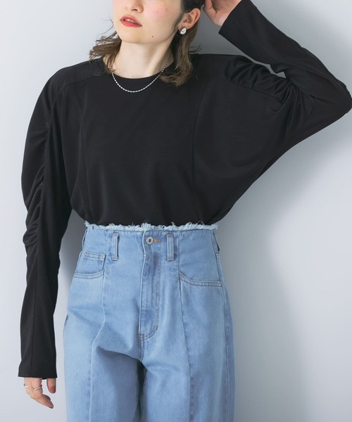 KBF（ケイビーエフ）の「ギャザーボリュームスリーブカットソー（Tシャツ/カットソー・レディース・オフホワイト/イエロー系その他/ブラック・ONE）」の13枚目の写真