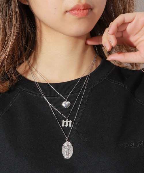 PBLIM（ページボーイリム）の「【PAGEBOYLIM】イニシャル３レンネックレス（ネックレス・レディース・シルバー/ゴールド・FREE）」の2枚目の写真