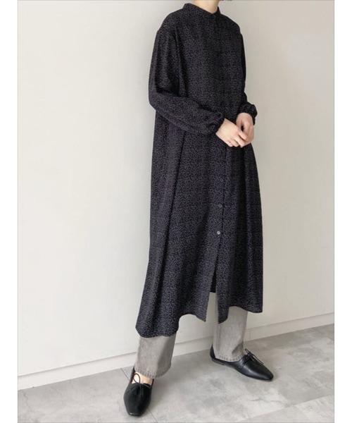 Samansa Mos2 blue（サマンサモスモスブルー）の「ドット／無地前後